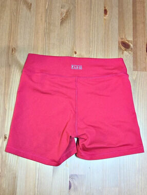 FLEO SmoothSculpt Uplift Short Pink Red